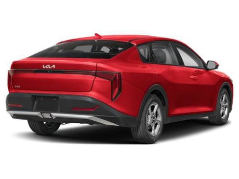 Used 2025 Kia K4 LXS image 2