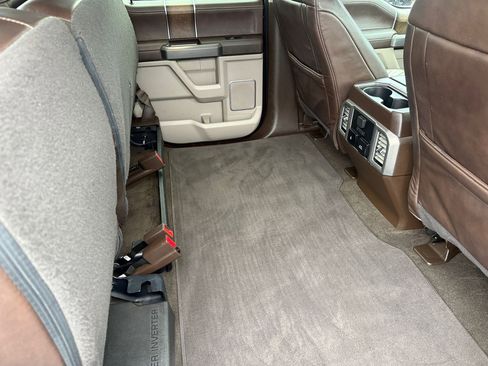 Used 2020 Ford F150 Limited image 16