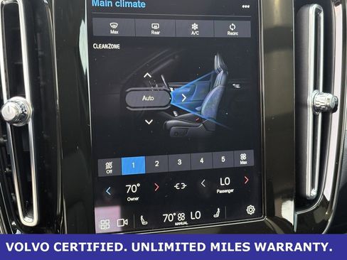 Certified 2023 Volvo XC40 B4 Plus image 20