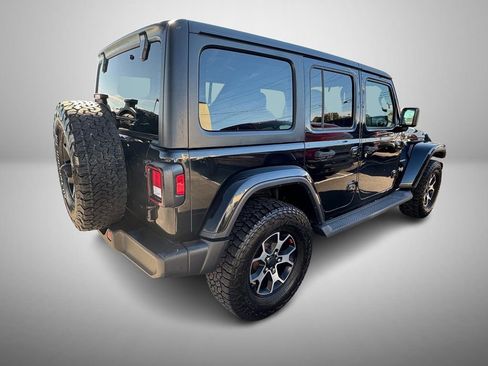 Used 2020 Jeep Wrangler Unlimited Sahara AWD/4WD image 3