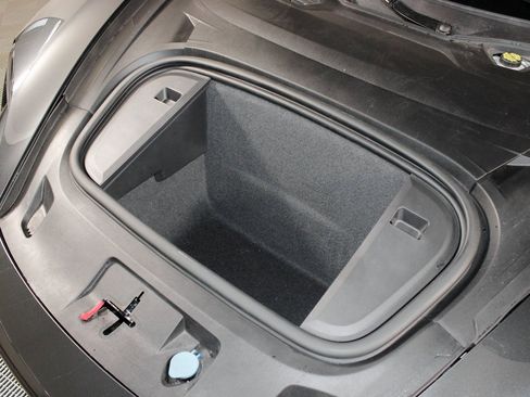 Used 2021 Porsche Taycan 4S image 12