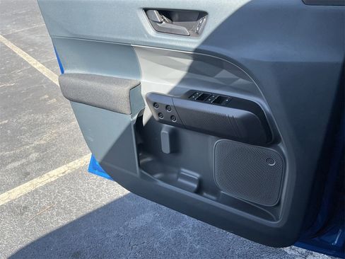 New 2025 Ford Maverick XL image 13