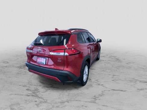 Certified 2022 Toyota Corolla Cross LE w/ Moonroof Package image 9