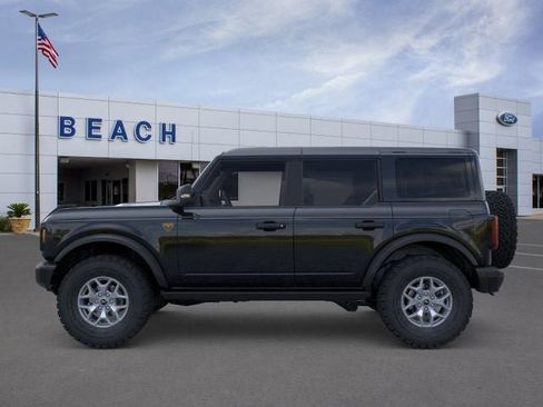 New 2025 Ford Bronco Badlands AWD/4WD image 3