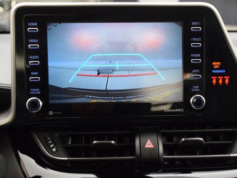 Used 2021 Toyota C-HR LE image 29