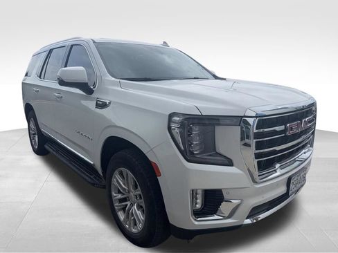 Used 2024 GMC Yukon SLT w/ SLT Premium Package AWD/4WD image 11