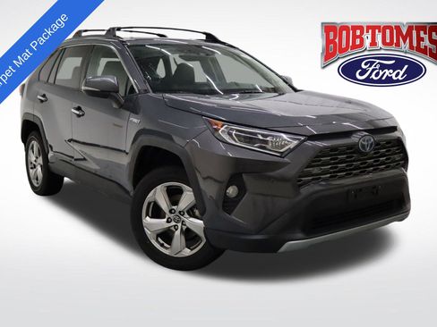 Used 2020 Toyota RAV4 Limited image 1