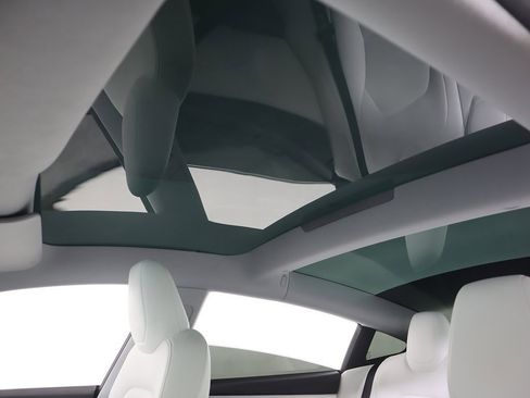 Used 2025 Tesla Model 3 Long Range image 23