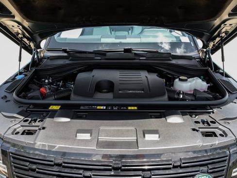 New 2026 Land Rover Range Rover Sport SE AWD/4WD image 57