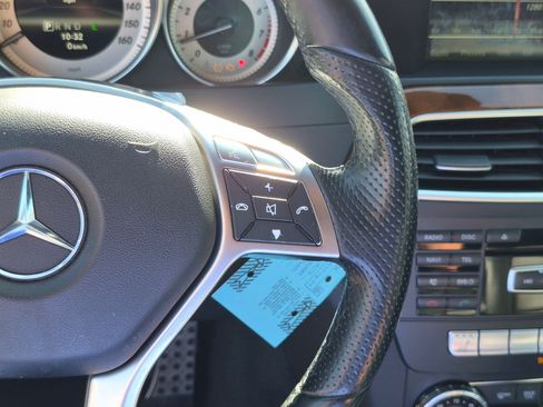 Used 2013 Mercedes-Benz C 250 Sedan image 19
