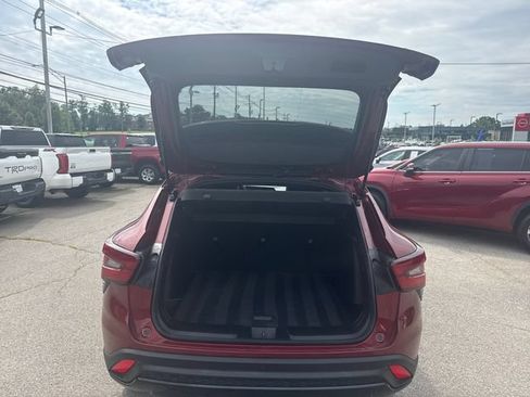 Used 2025 Chevrolet Trax RS w/ Driver Confidence Package FWD image 9