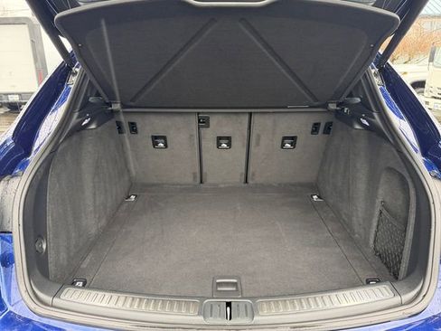 Used 2022 Porsche Macan image 34