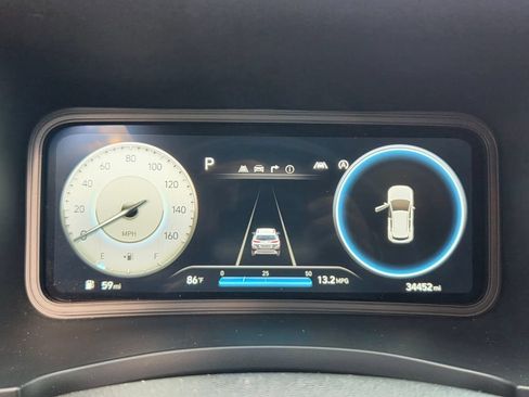 Used 2023 Hyundai Kona Limited w/ Cargo Package FWD image 28
