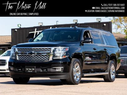 Used 2017 Chevrolet Suburban LT w/ LT Signature Package