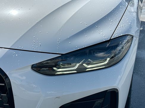 Certified 2024 BMW 430i Convertible w/ M Sport Package RWD image 31