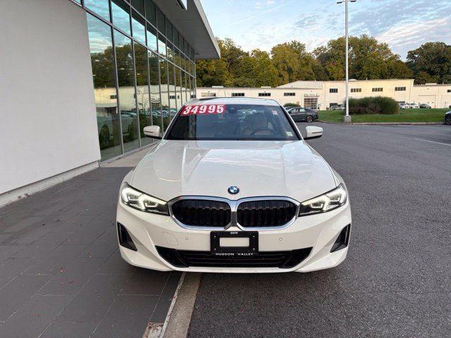 Certified 2023 BMW 330i xDrive Sedan w/ Driving Assistance Package AWD/4WD image 4