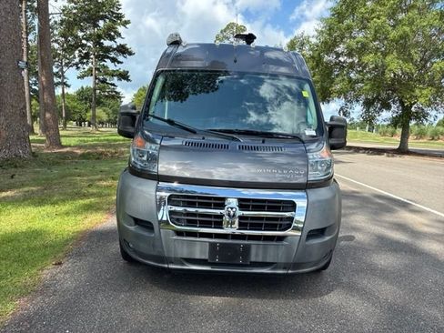Used 2017 RAM ProMaster 3500 w/ Premium Appearance Group FWD image 8