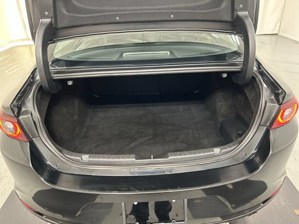 Used 2024 MAZDA MAZDA3 s FWD image 21