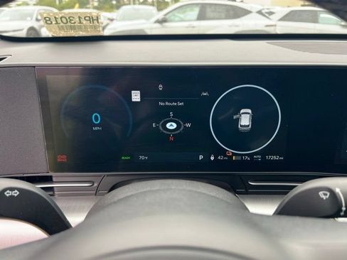 Certified 2024 Hyundai Kona Limited FWD image 20