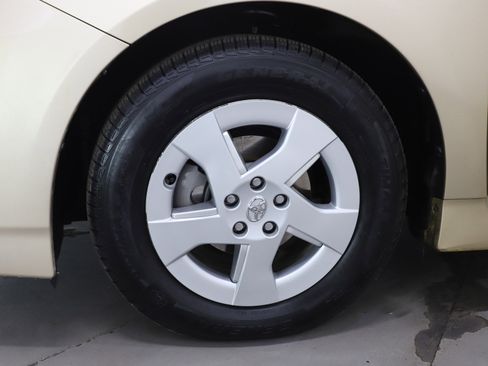 Used 2010 Toyota Prius Three image 26