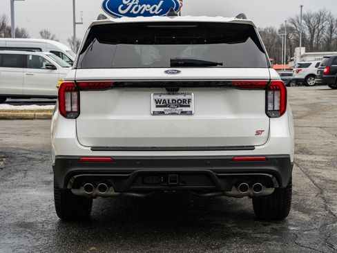 New 2026 Ford Explorer ST w/ Sun And Sound Package image 5