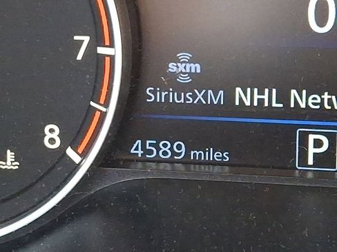 Used 2025 Nissan Altima 2.5 SL FWD image 13
