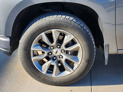 Used 2019 Chevrolet Silverado 1500 RST w/ All-Star Edition image 11