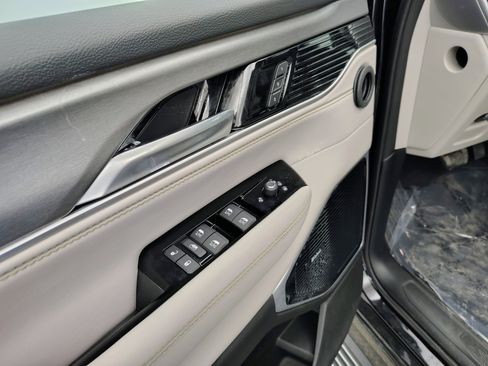 New 2026 Jeep Grand Wagoneer Limited AWD/4WD image 22