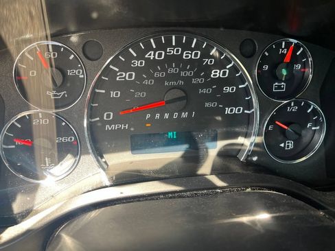 Used 2021 Chevrolet Express 4500 Extended w/ Power Convenience Package RWD image 8