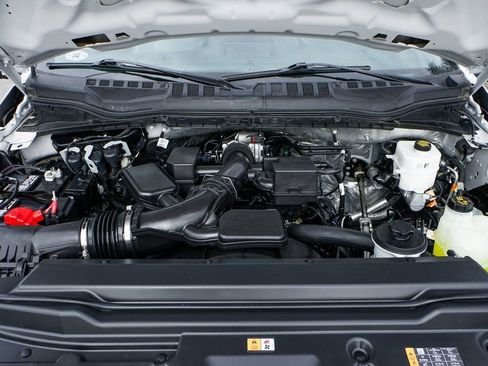 Used 2022 Ford F350 XL w/ Power Equipment Group RWD image 12