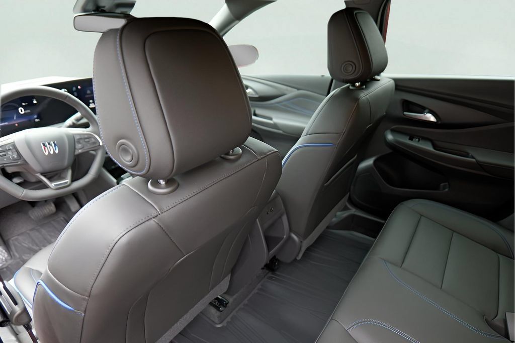 New 2026 Buick Envista Sport Touring w/ Convenience I Package FWD image 22