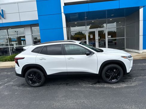 New 2026 Chevrolet Trax ACTIV w/ Driver Confidence Package image 3