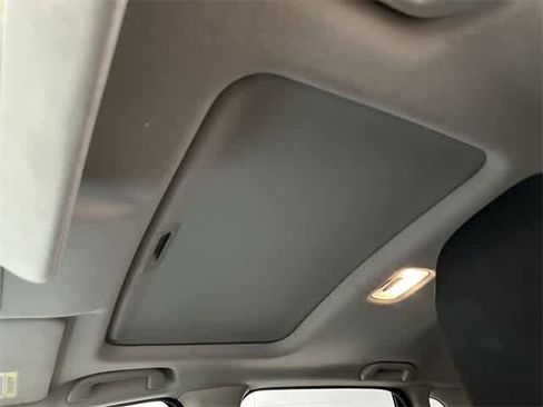 Used 2020 Honda Fit EX image 27