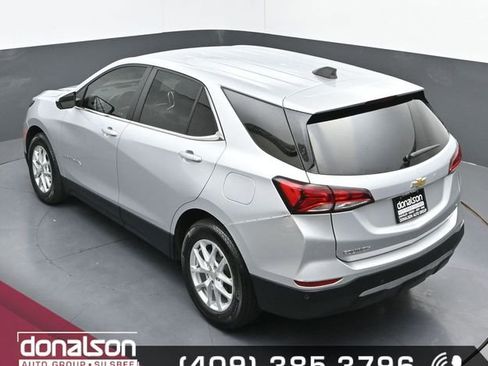 Used 2022 Chevrolet Equinox LT image 18
