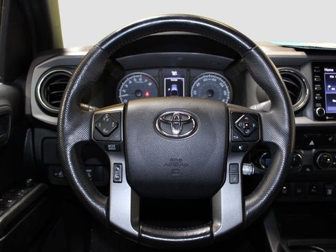 Used 2023 Toyota Tacoma TRD Sport w/ TRD Premium Sport Package AWD/4WD image 25