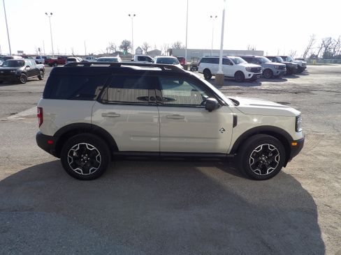 Used 2025 Ford Bronco Sport Outer Banks w/ Outer Banks Tech Package+ image 6