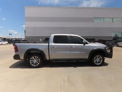 Used 2023 RAM 1500 Laramie AWD/4WD image 10