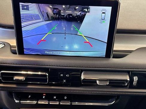 Used 2024 Lincoln Aviator AWD image 14