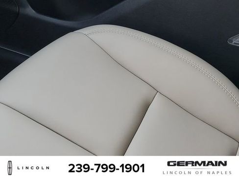 New 2025 Lincoln Corsair FWD image 27