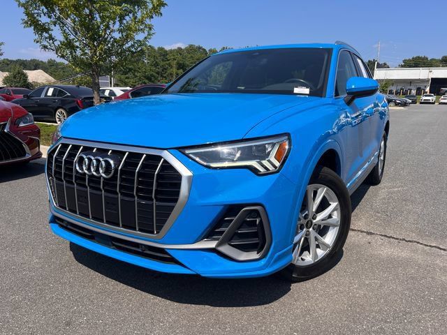 Used 2023 Audi Q3 2.0T Premium AWD/4WD image 9