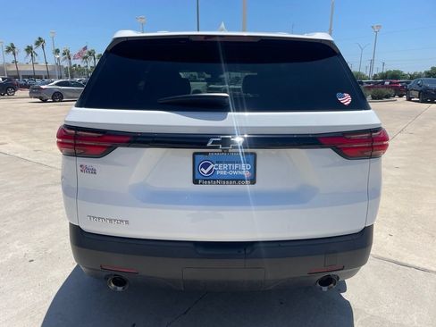 Used 2022 Chevrolet Traverse LS w/ LPO, Blackout Package FWD image 6
