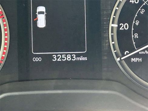 Used 2022 Lexus GX 460 Premium image 22