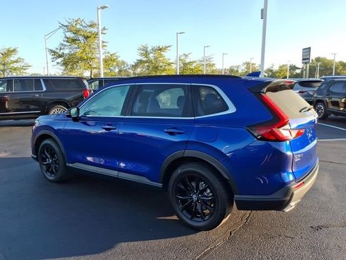 Used 2025 Honda CR-V Sport image 9