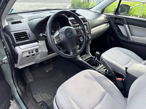 Used 2015 Subaru Forester 2.5i Premium AWD/4WD image 8