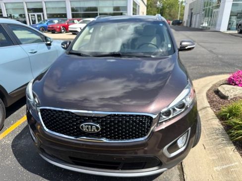Used 2018 Kia Sorento EX w/ EX Advanced Touring Package FWD image 2