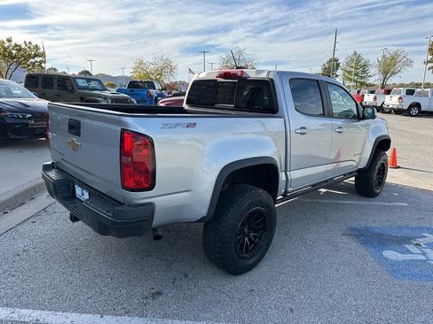 Used 2018 Chevrolet Colorado ZR2 image 30