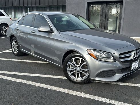 Used 2015 Mercedes-Benz C 300 4MATIC Sedan image 1