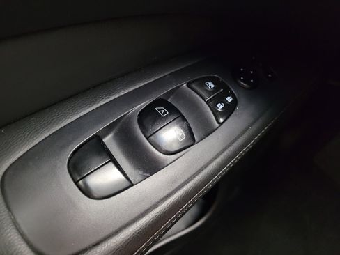 Used 2015 Nissan Pathfinder SL w/ SL Premium Package FWD image 27