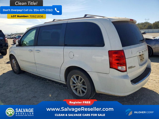 Used 2016 Dodge Grand Caravan SXT w/ UConnect Hands-Free Group FWD image 3