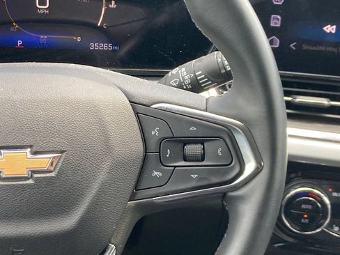 Used 2024 Chevrolet Trax LT w/ Driver Confidence Package FWD image 12